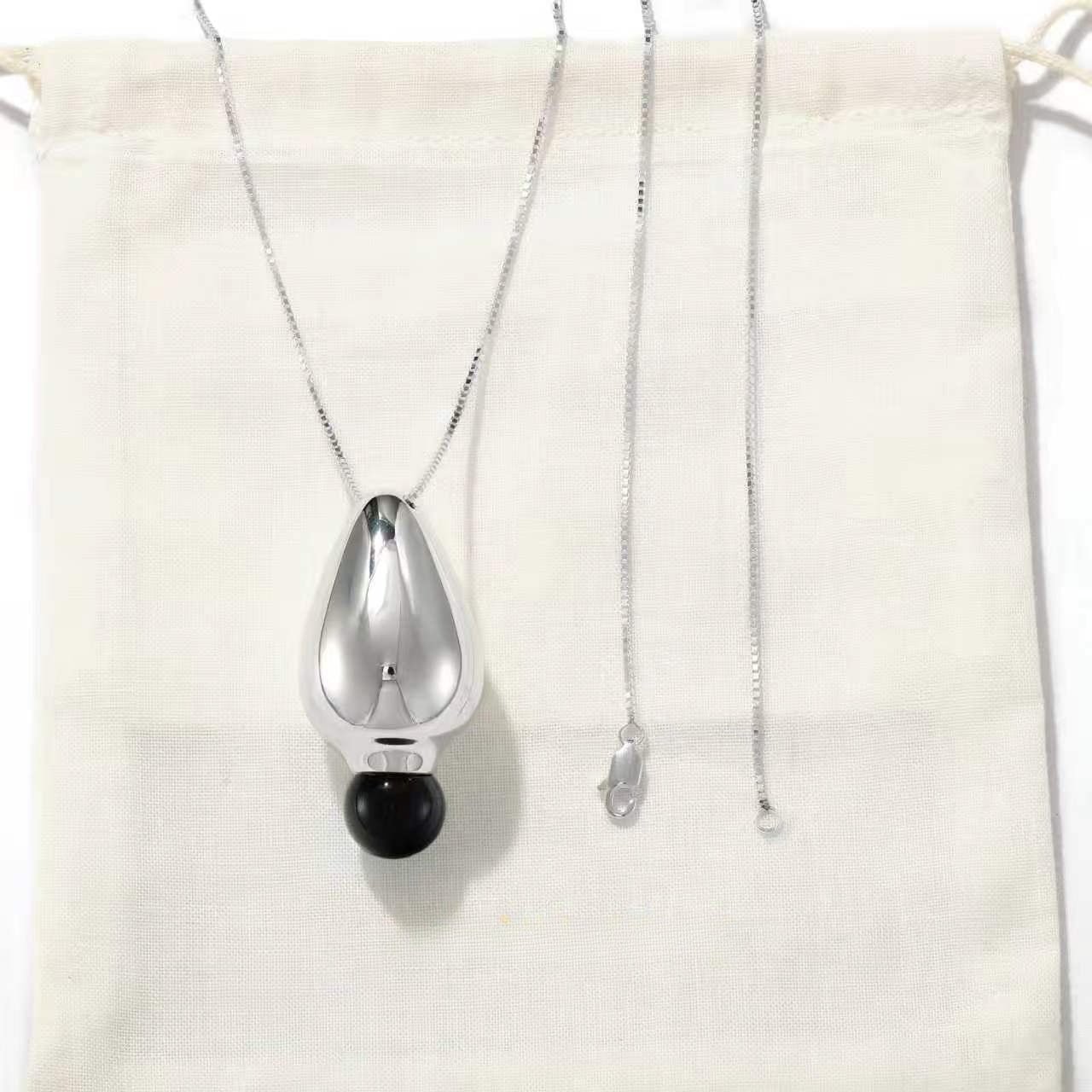 Angelite and Black Onyx Flower Bud Long Necklace - floysun