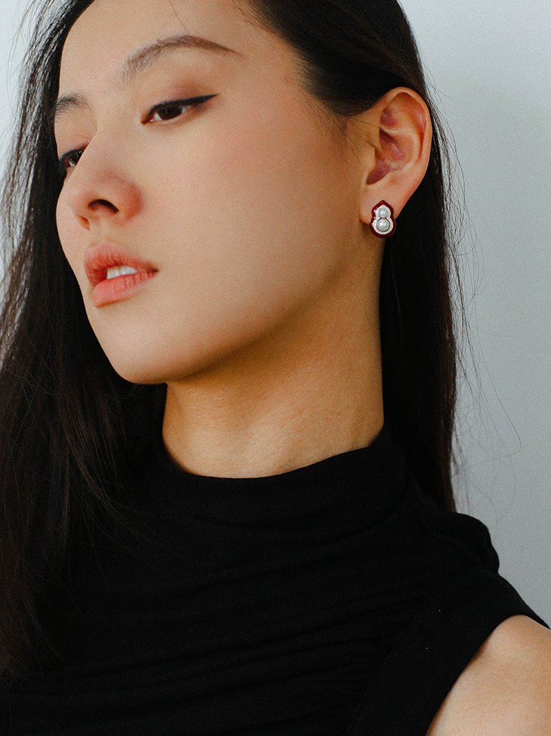 Angora Red Pearl Gourd Studs - Silver - floysun