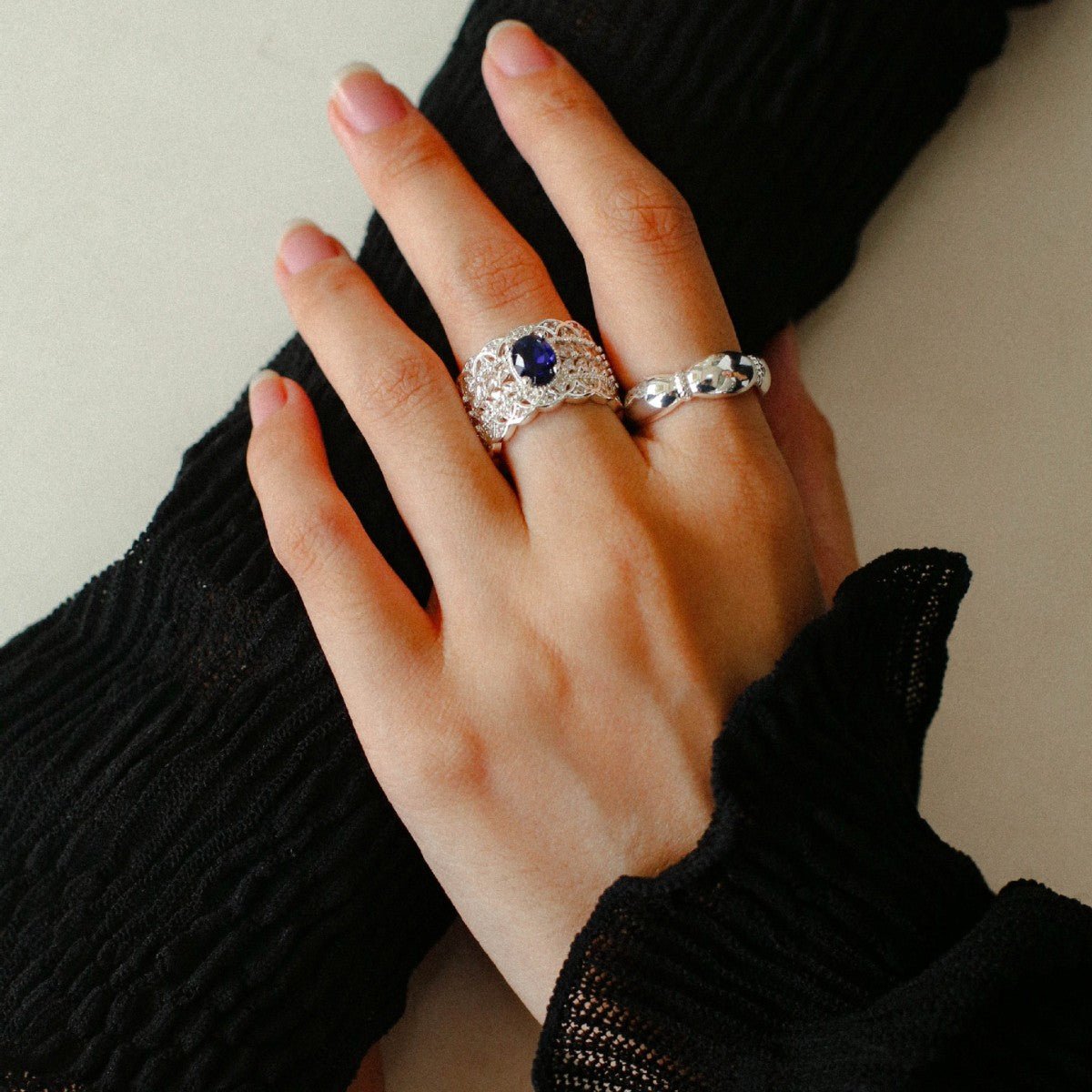 Antique Style Buccellati Zircon Wide Ring - floysun