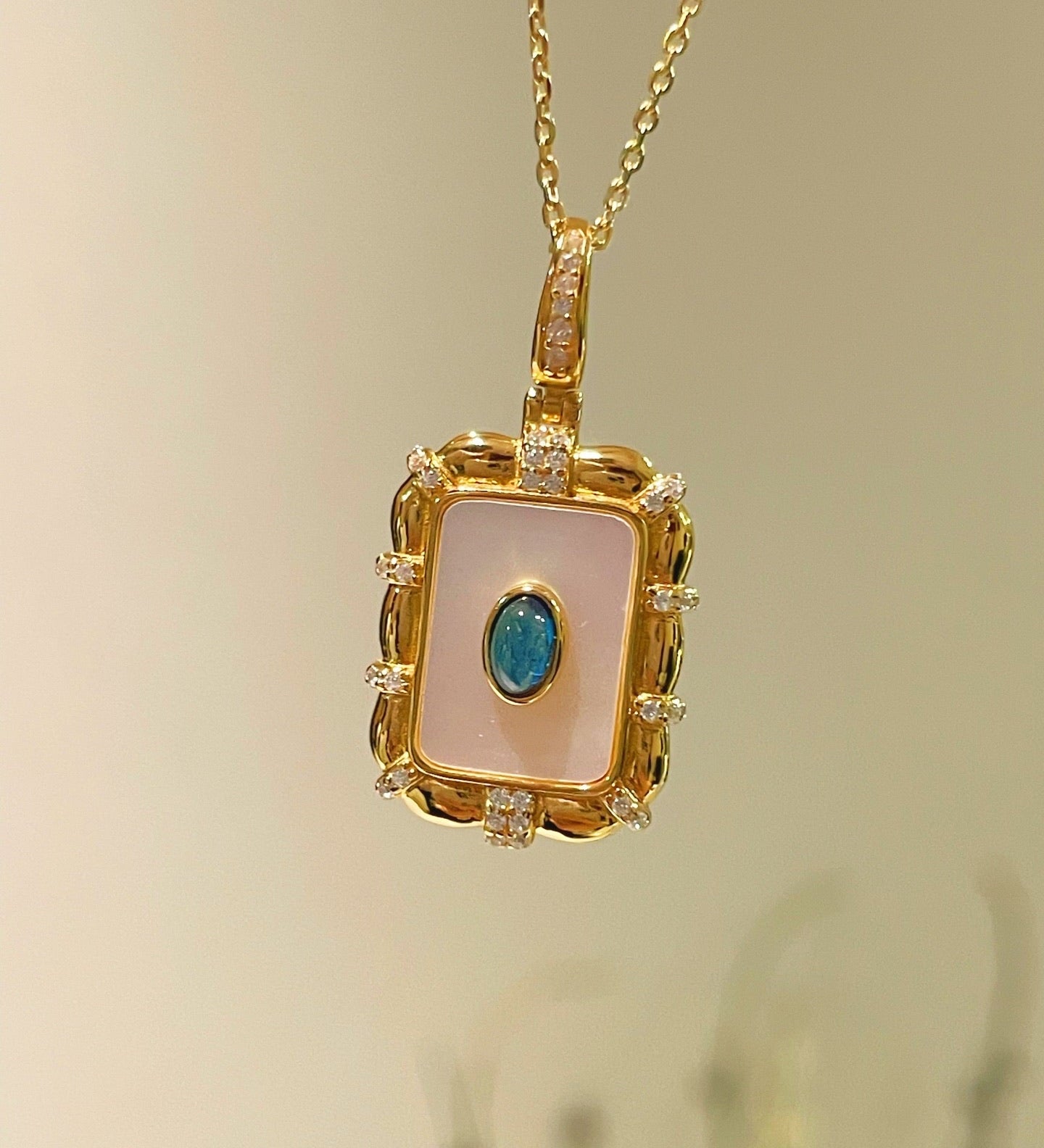 Aquamarine & Mother - of - Pearl Oval Necklace - floysun