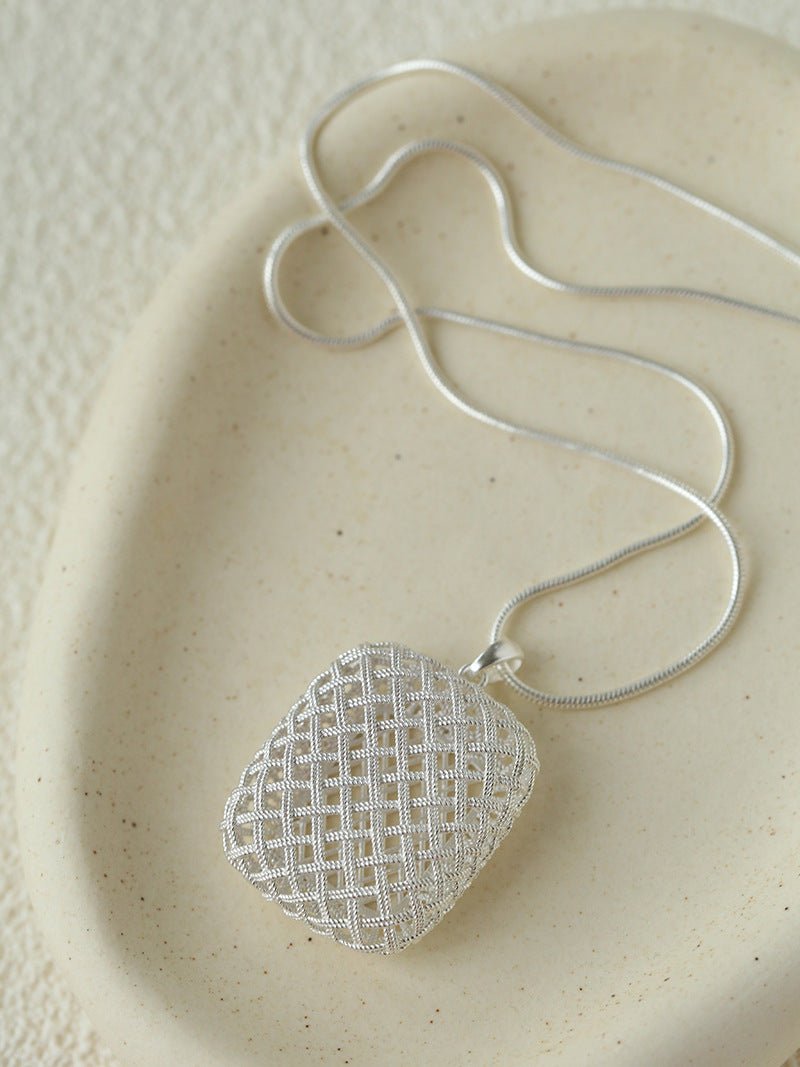 Architectural Lattice Geometric Pendant Necklace - Modern Minimalist Grid Medallion Long Chain - floysun