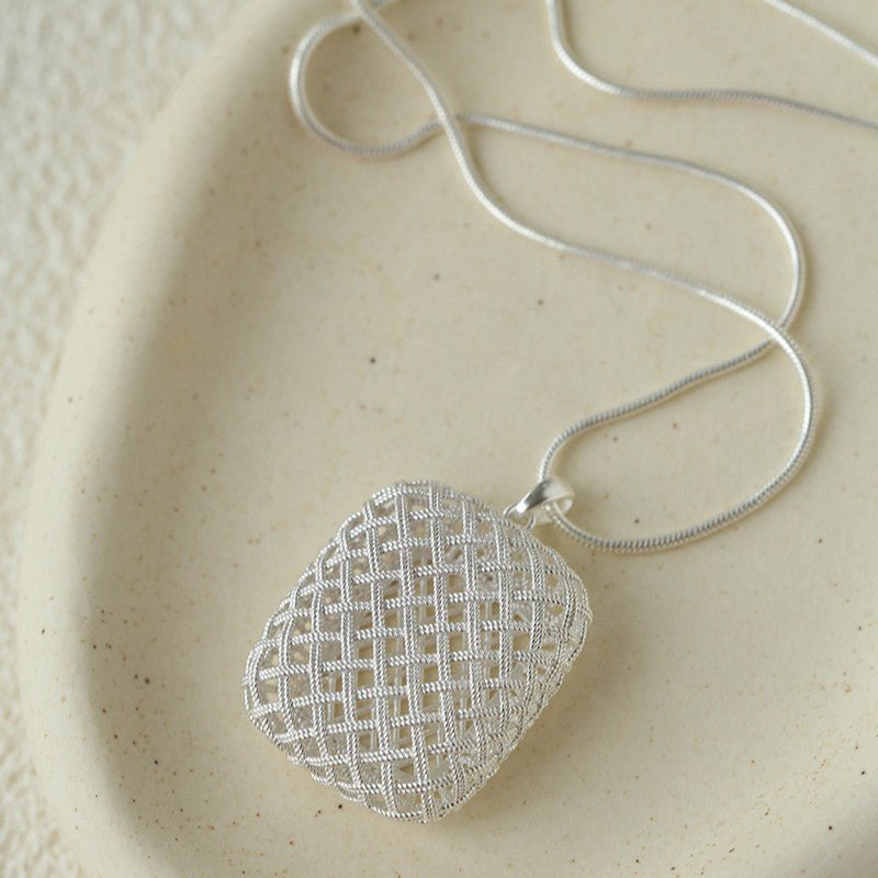 Architectural Lattice Geometric Pendant Necklace - Modern Minimalist Grid Medallion Long Chain - floysun