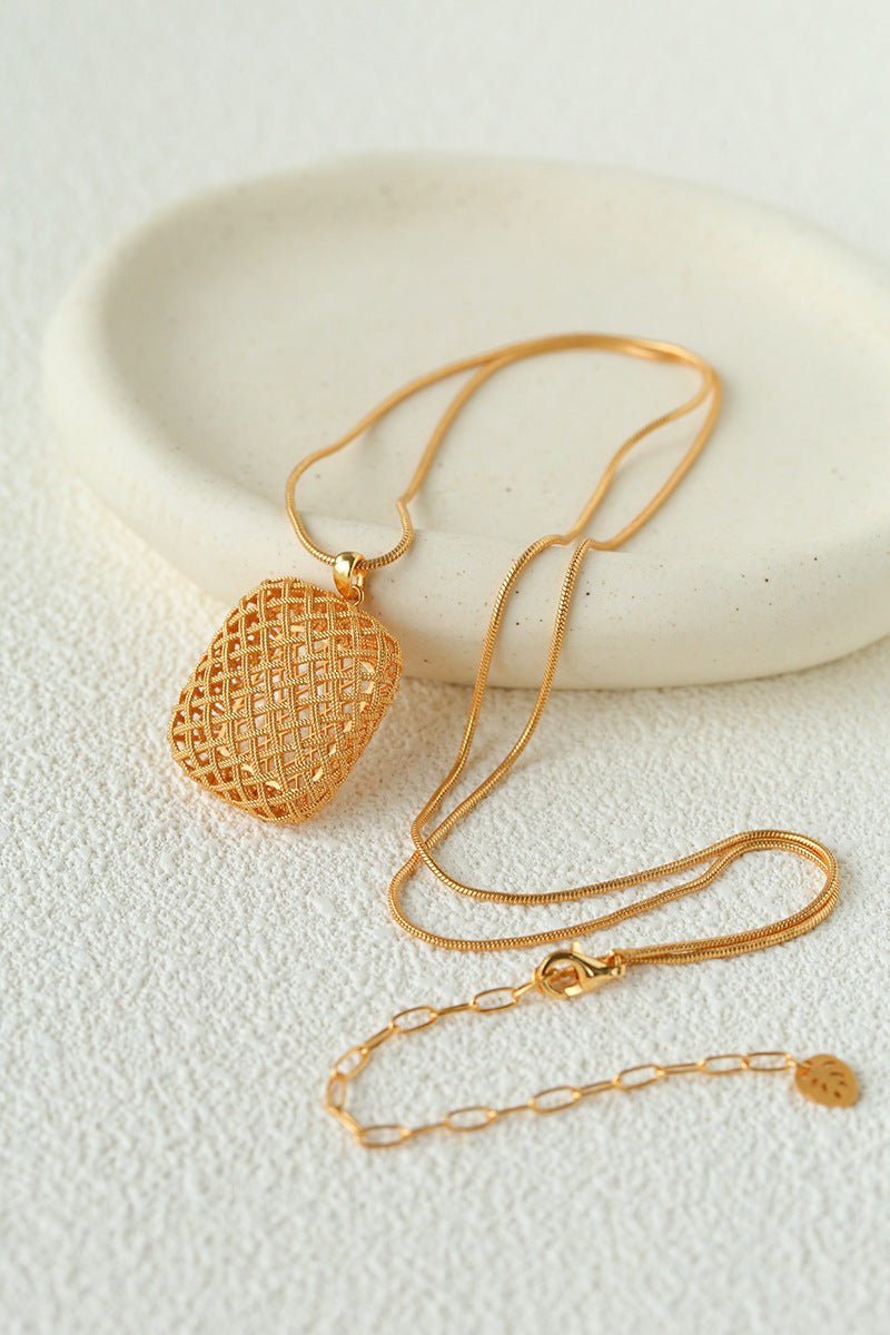 Architectural Lattice Geometric Pendant Necklace - Modern Minimalist Grid Medallion Long Chain - floysun