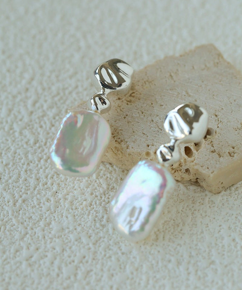 Artistic Irregular Sculpt Metal Baroque Pearl Dangle Earrings - floysun