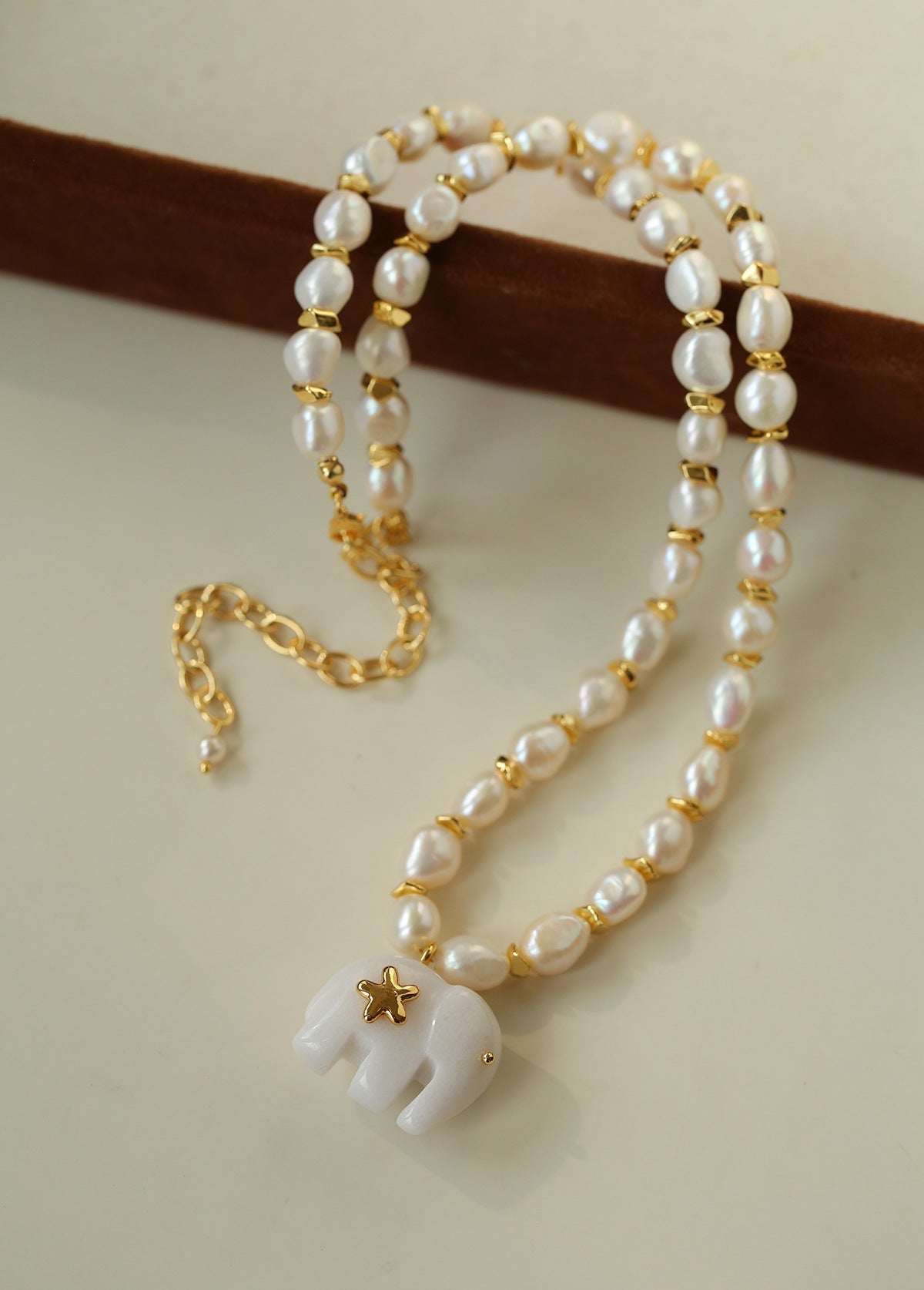 Auspicious Elephant Collection White Jade Elephant Necklace with Pearl - floysun