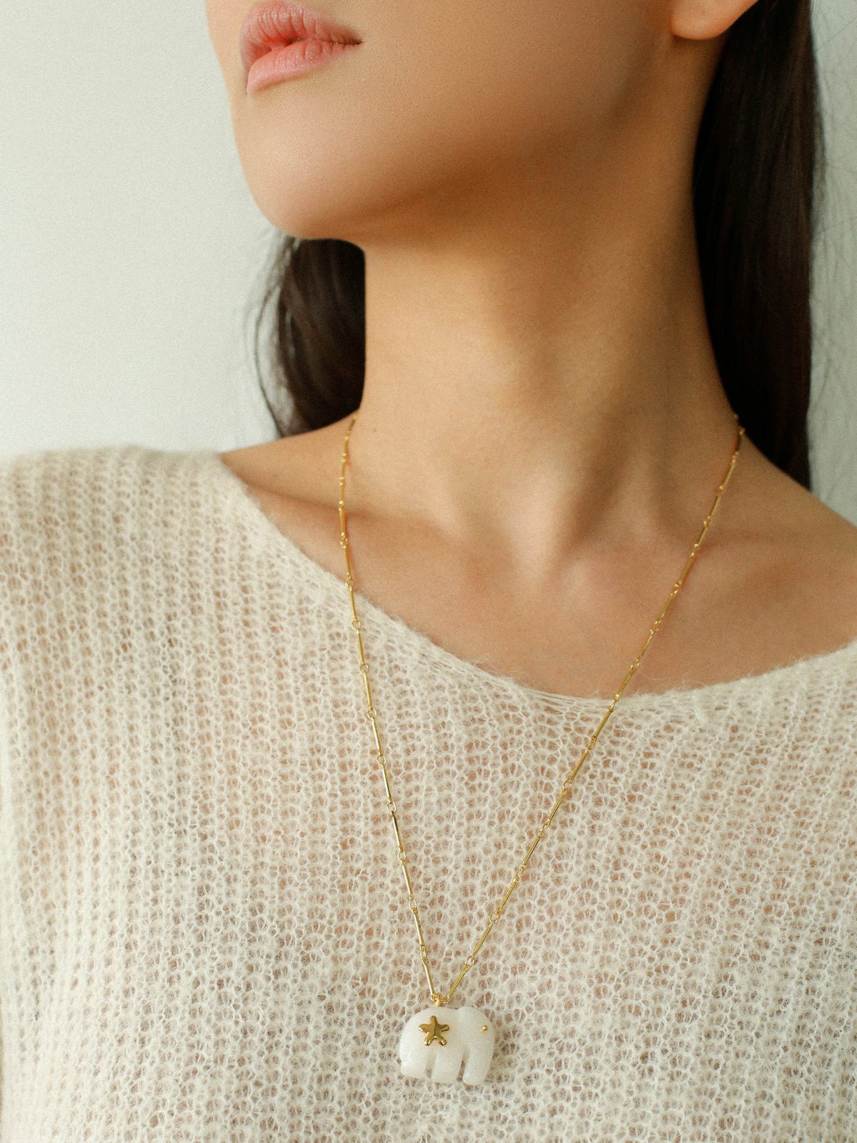 Auspicious Elephant Collection White Jade Elephant Pendant Chian Necklace - floysun