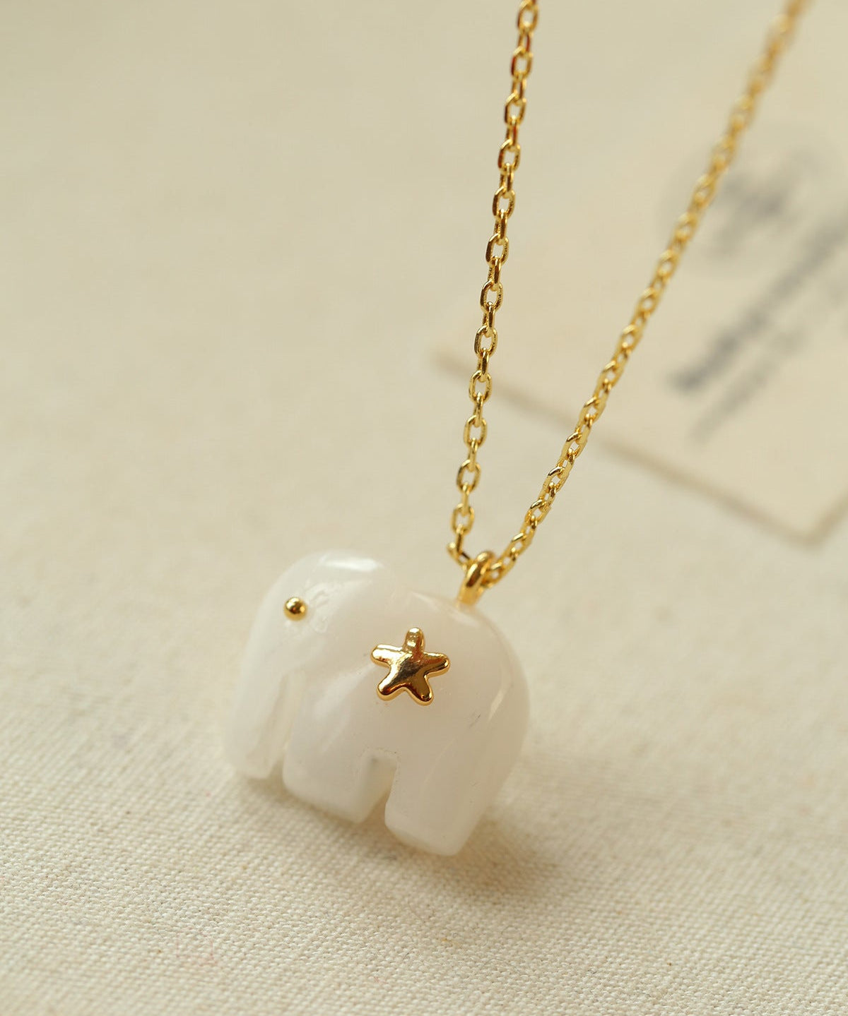Auspicious Elephant Collection White Jade Elephant Pendant Chian Necklace - floysun