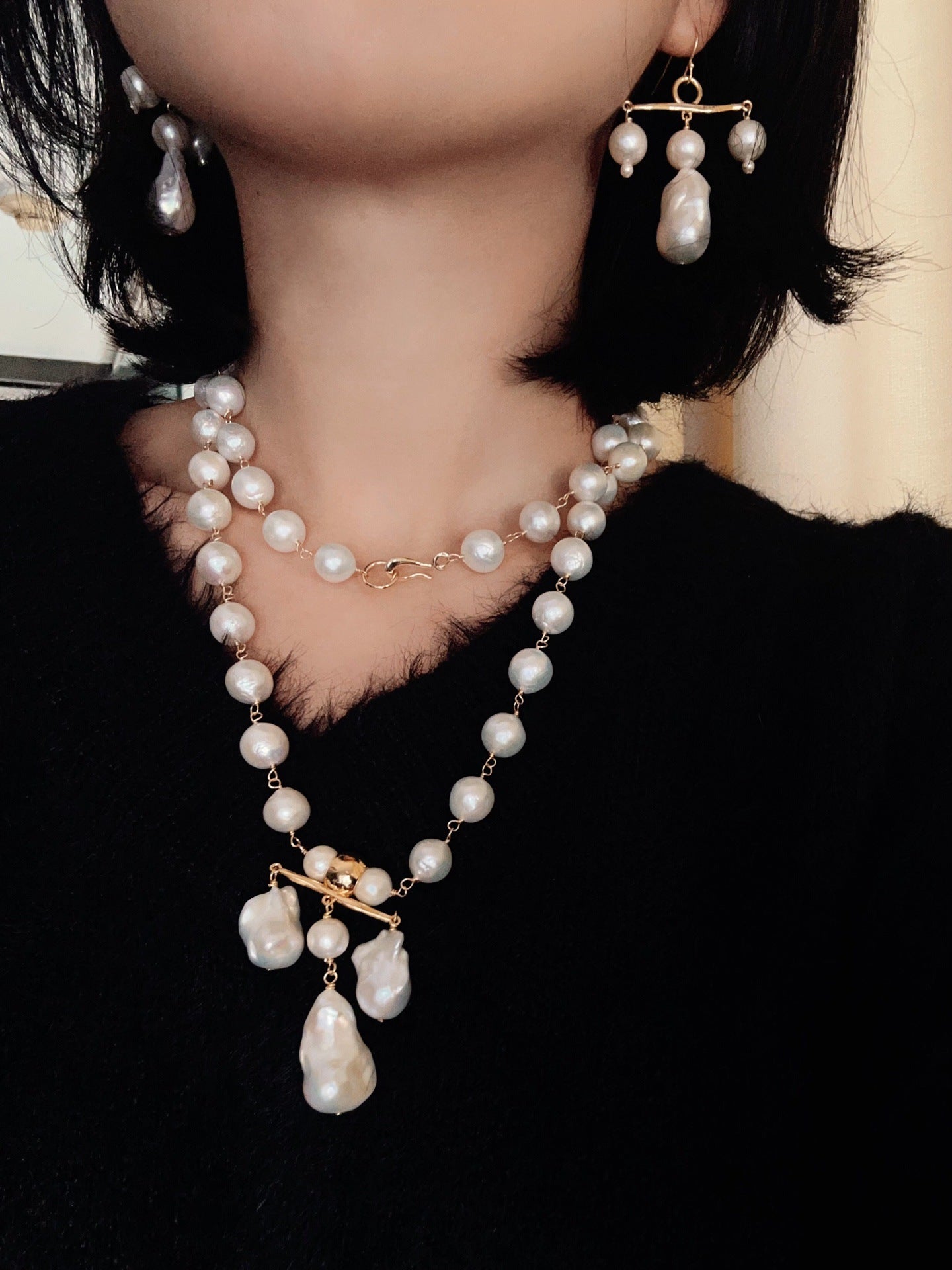 Balanced Baroque Pearl Drop Earrings - floysun