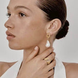 Baroque Pearl Molten Texture Hoop Earrings - floysun