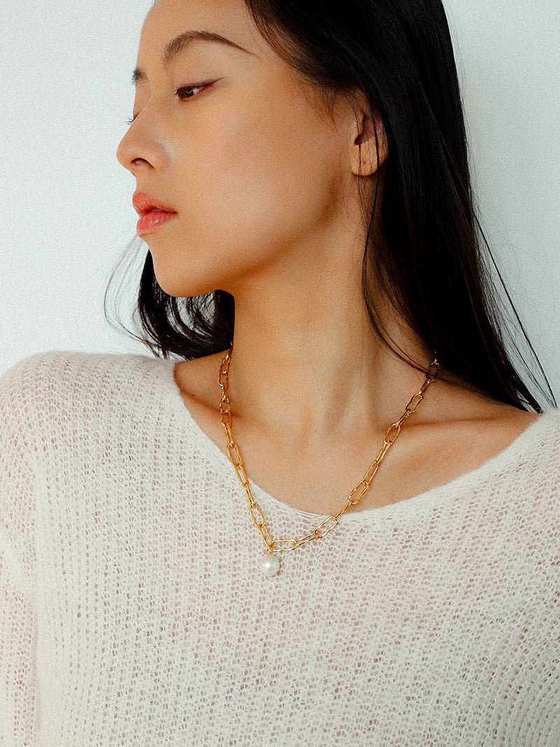 Baroque Pearl Toggle Necklace | Minimal Gold Chain Statement Piece - floysun