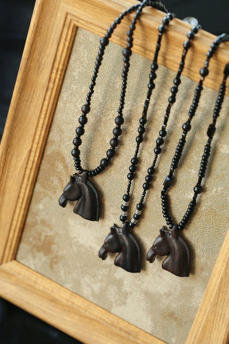 Black Ebony Horse Head Beaded Necklace - floysun