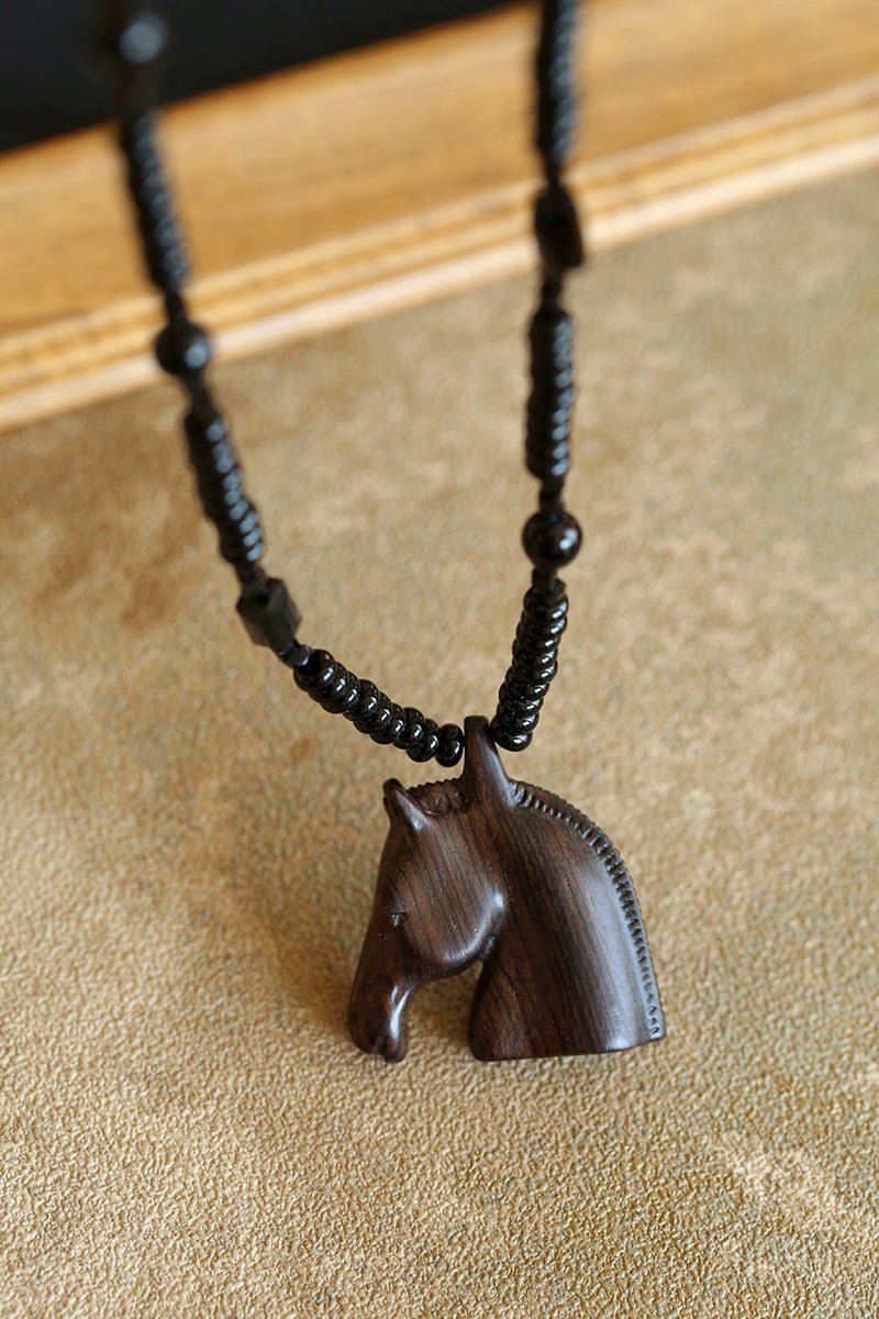 Black Ebony Horse Head Beaded Necklace - floysun