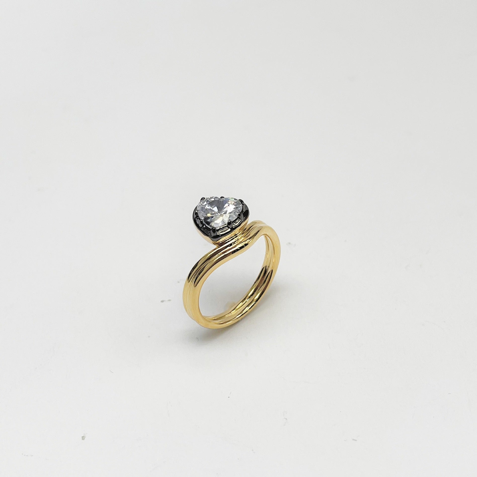 Black Gold Heart Ring - floysun