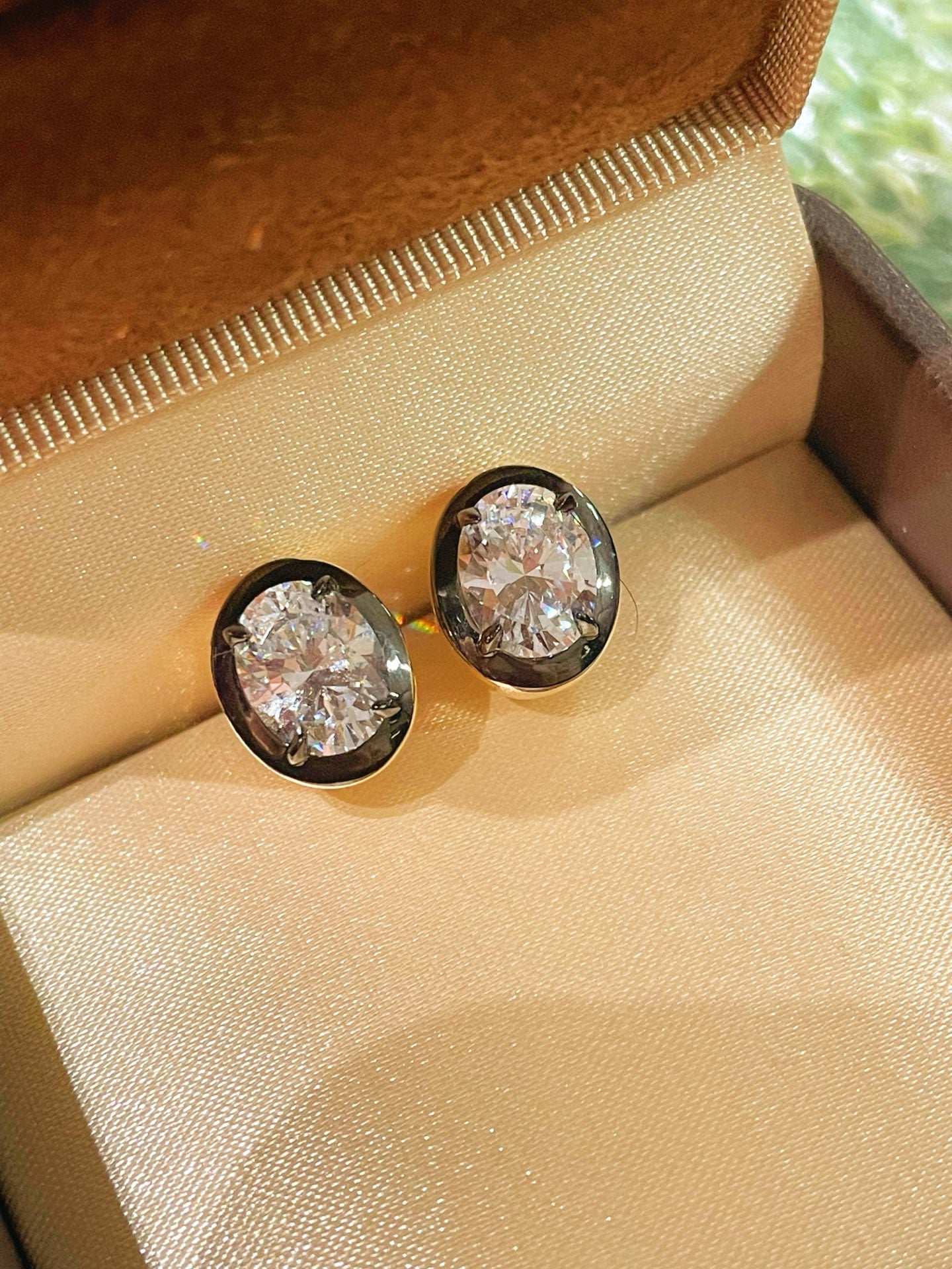 Black - Gold Oval Lab - Diamond Stud Earrings - floysun