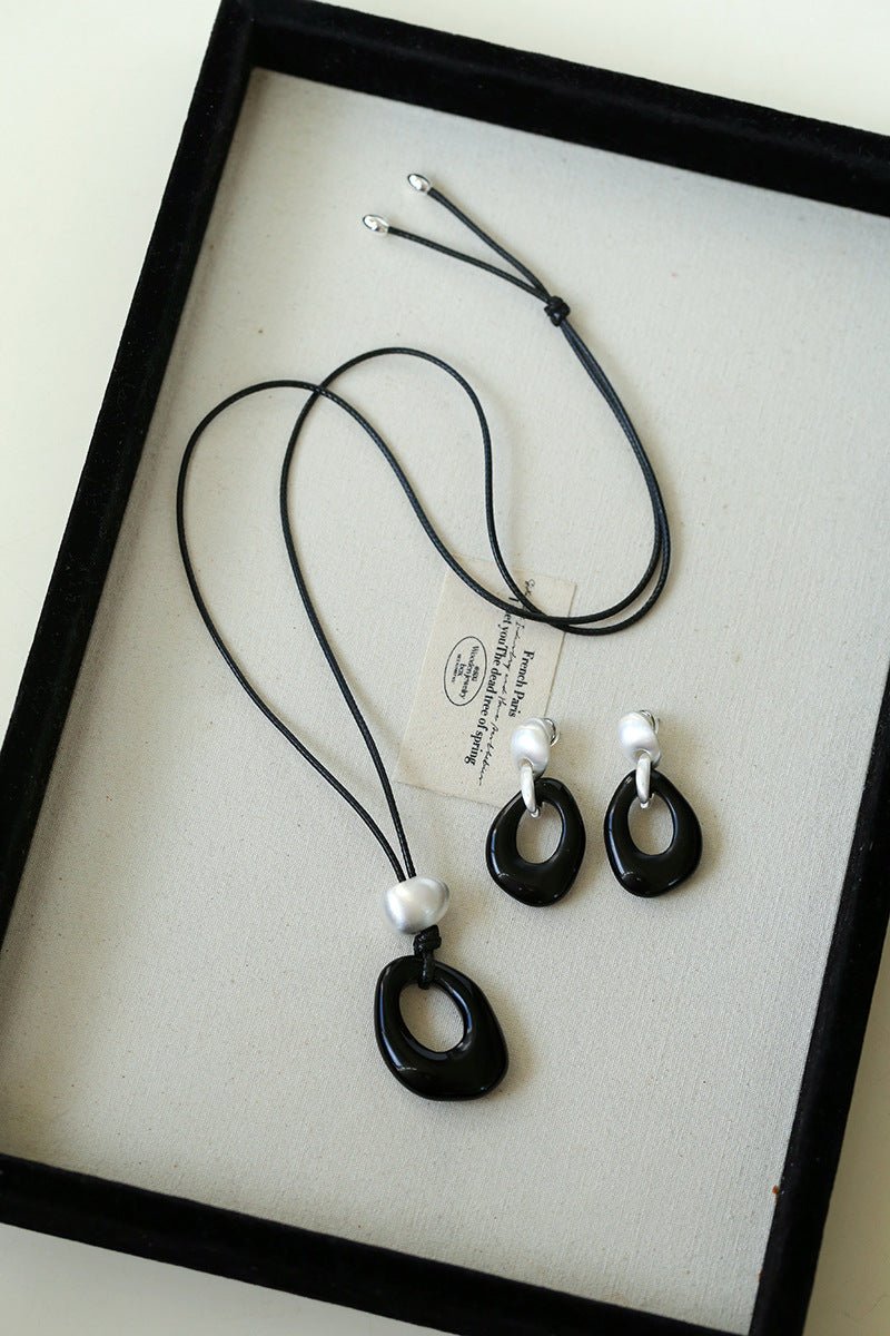 Black Wax Cord Irregular Black Onyx Hollow Pendant Necklace - floysun