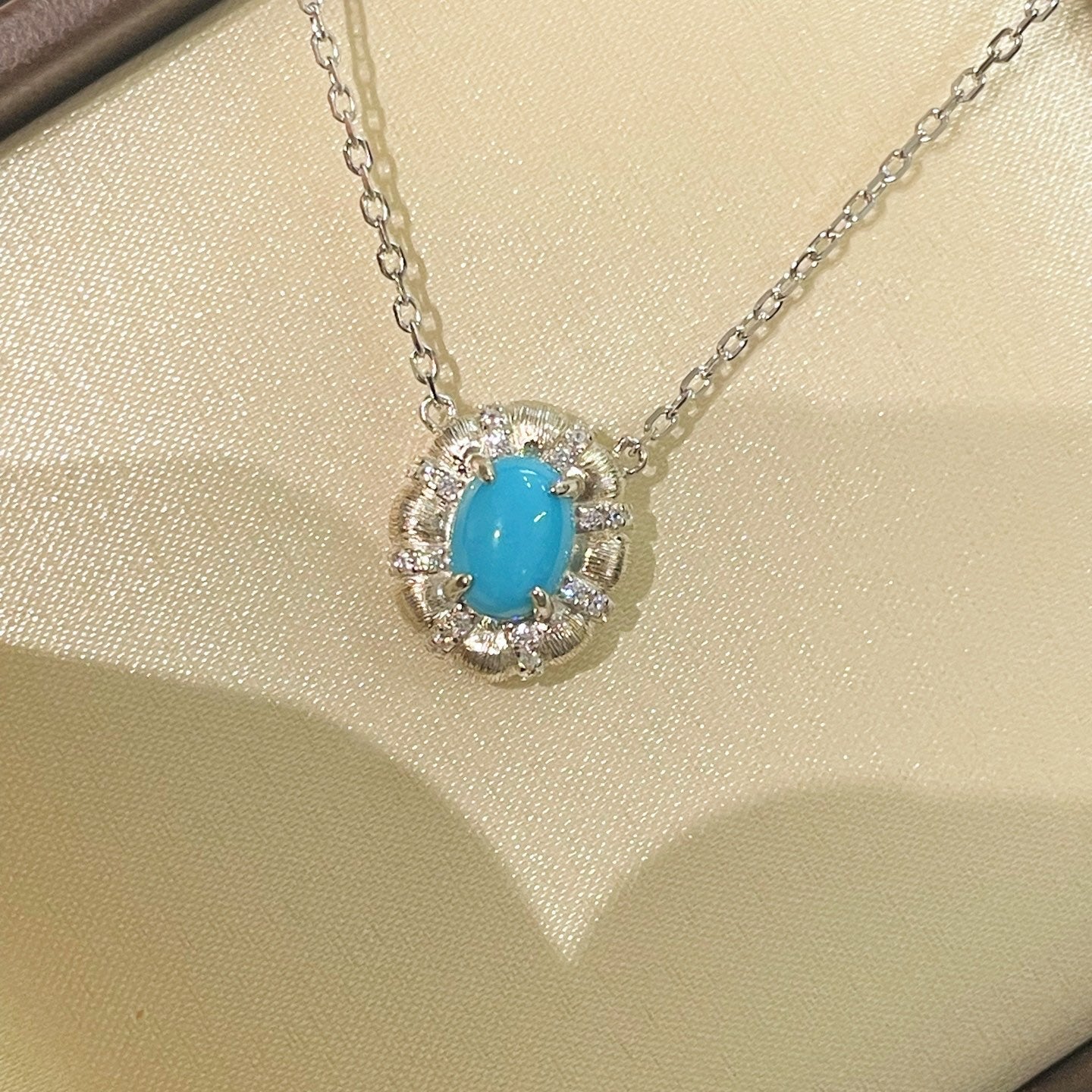 Blue Turquoise Floral Pendant Necklace - floysun