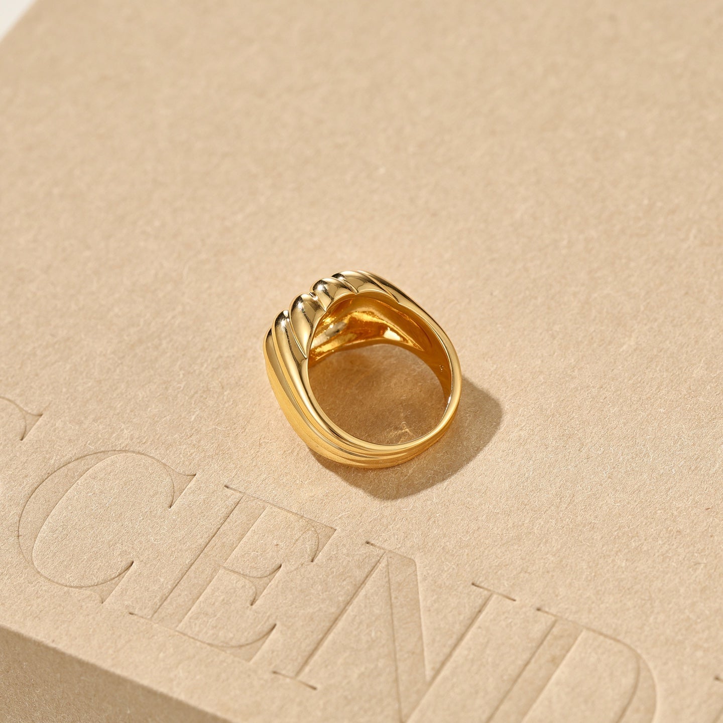 Blue Veined Stone Floral Pinky Ring - floysun