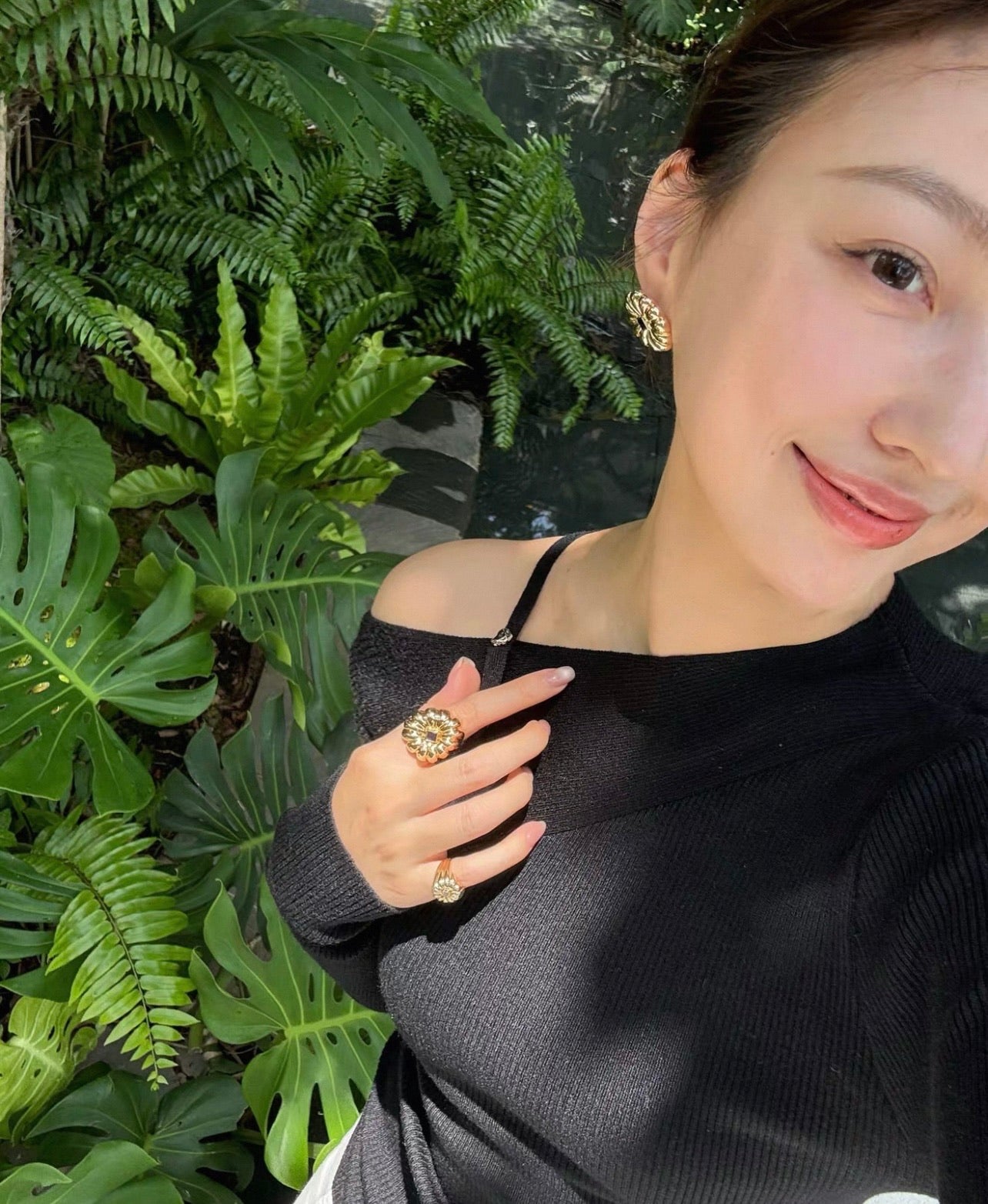 Blue Veined Stone Floral Pinky Ring - floysun