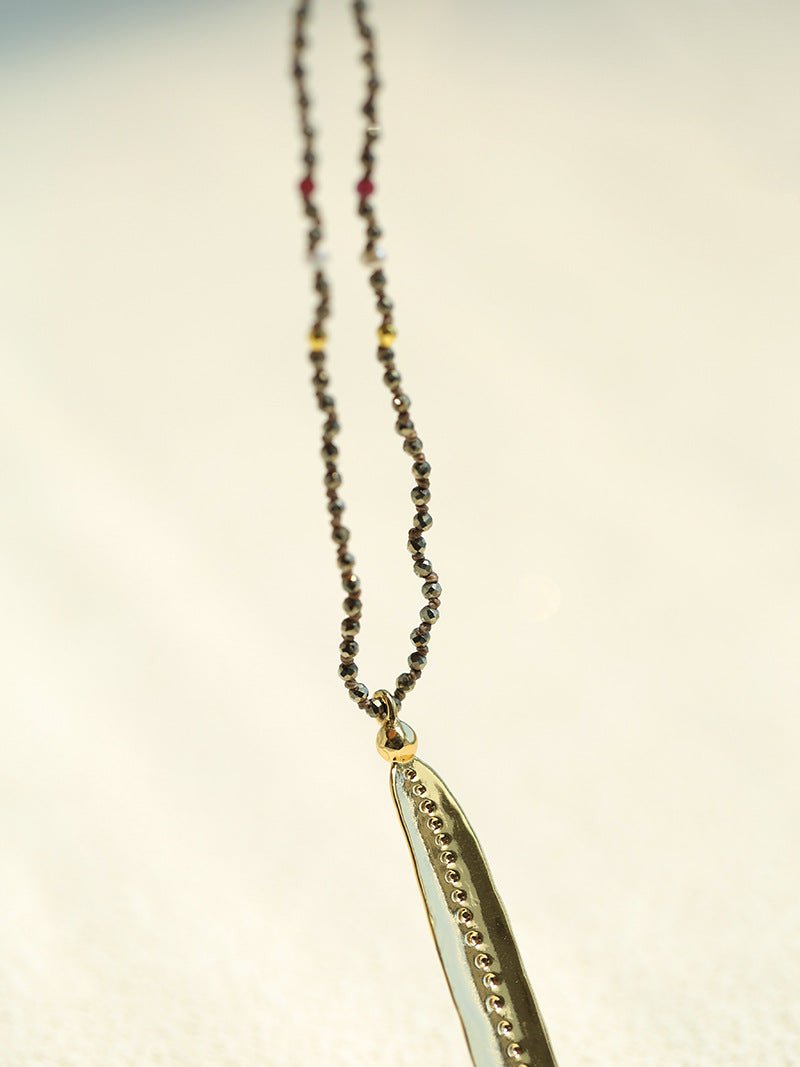 Boho Hand‑Textured Gold Ore Bar Pendant Necklace - floysun