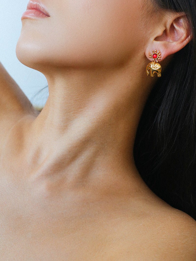 “Born to Shine” Garnet Elephant Earrings - Gold - floysun