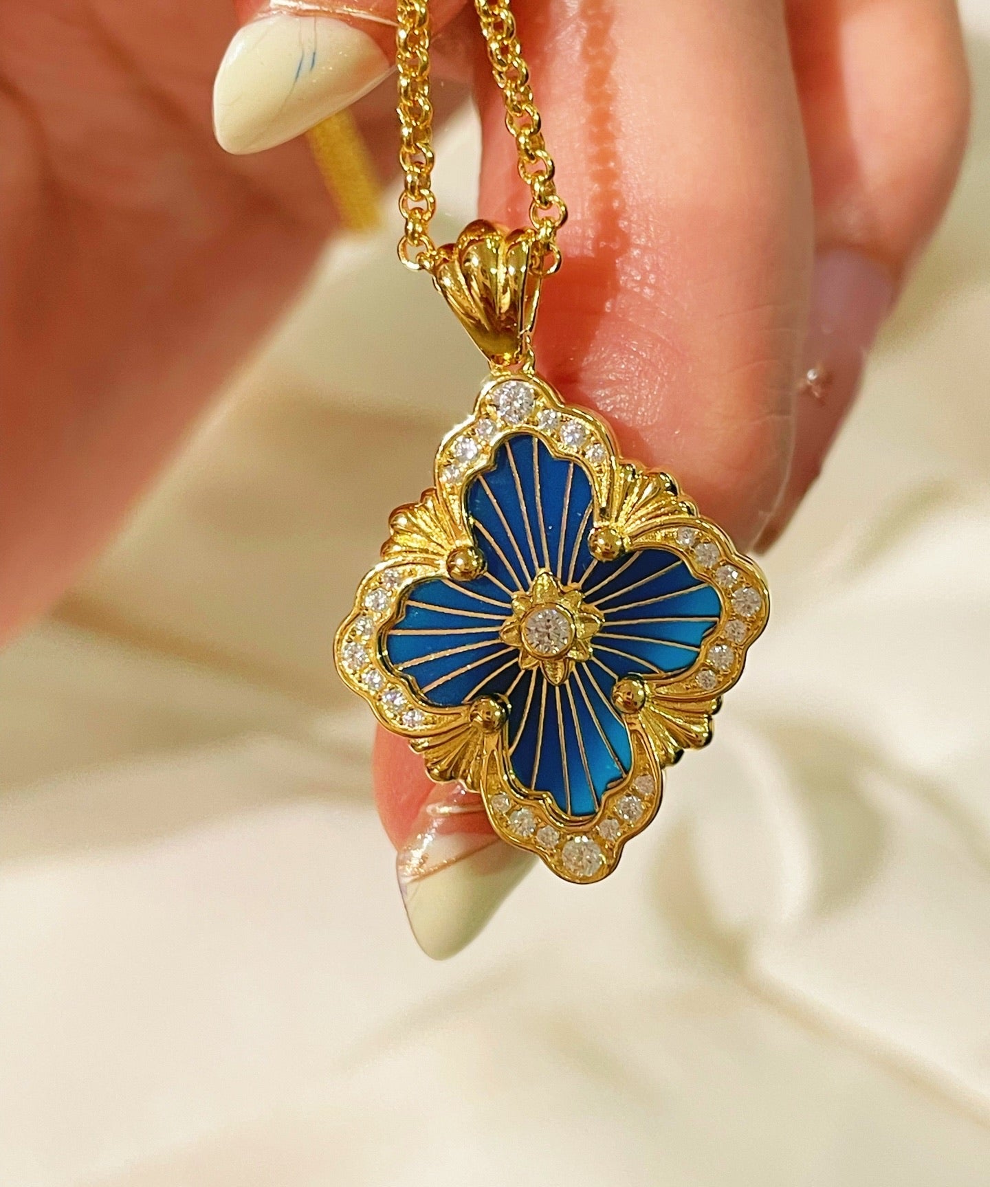 Boucheron - Inspired Four - Leaf Clover Necklaces – Red Carnelian / Black Onyx / Green Onyx / Blue Chalcedony - floysun