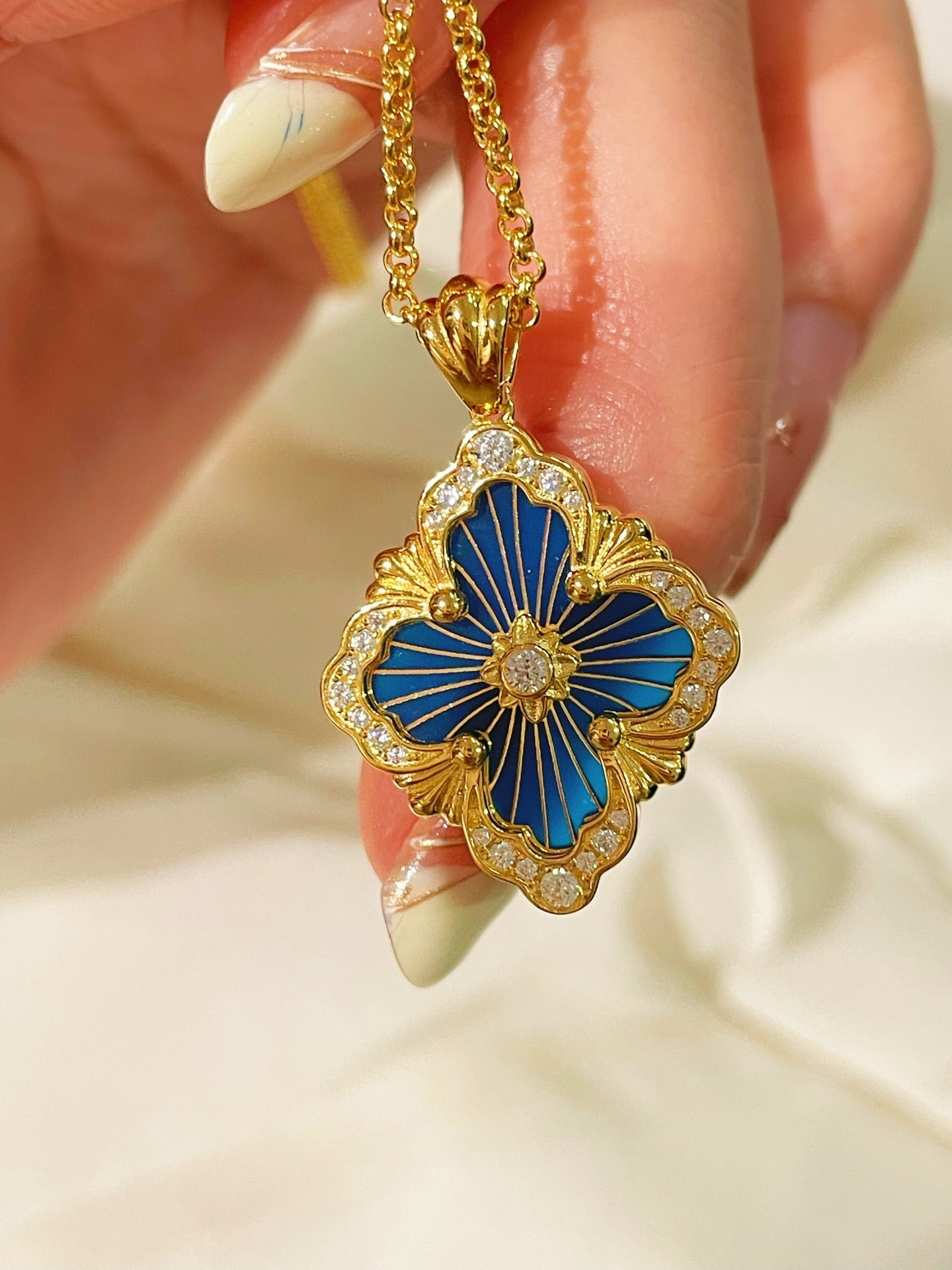 Boucheron - Inspired Four - Leaf Clover Necklaces – Red Carnelian / Black Onyx / Green Onyx / Blue Chalcedony - floysun