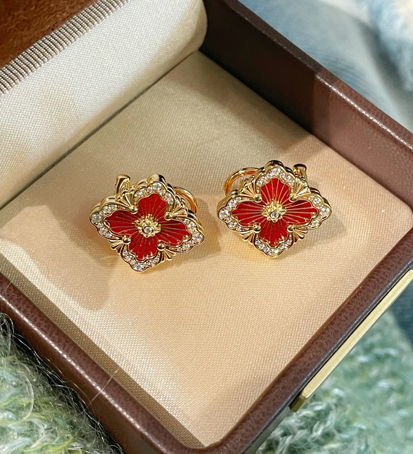Boucheron - Inspired Four - Leaf Clover Stud Earrings – Red Carnelian - floysun