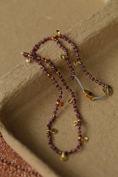 Boundless Spirit Woven Natural Stone Necklace - Garnet - floysun