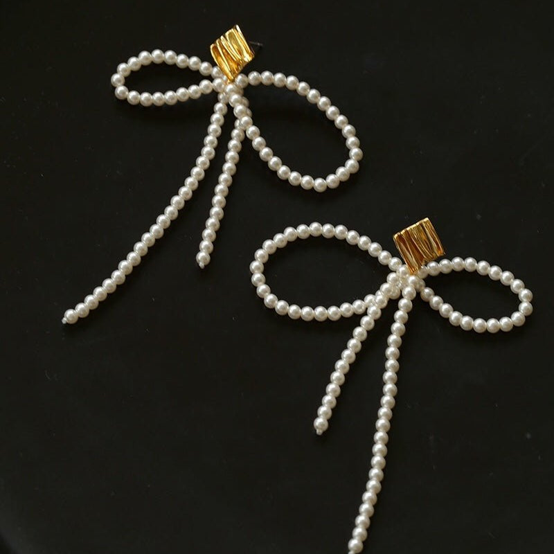 Bow Dance Metal Lava Petite Bow Long Pearl Earrings - floysun