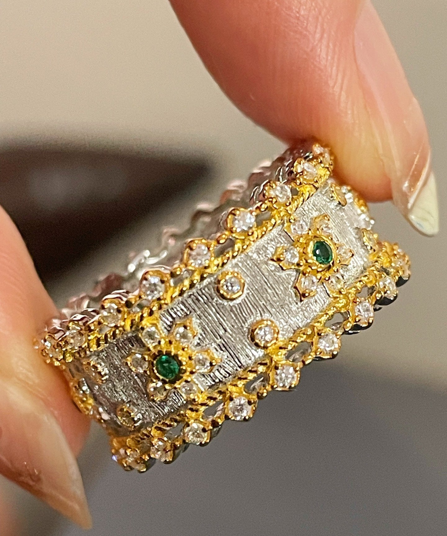 Brushed Dual - Tone North Star Wide Band Ring - floysun