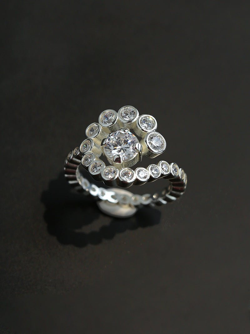 Bubble Spiral Halo CZ Statement Ring - floysun