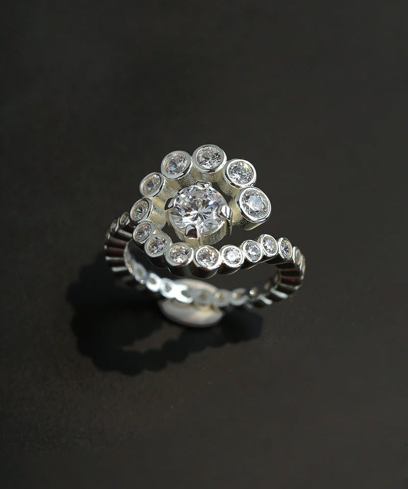Bubble Spiral Halo CZ Statement Ring - floysun