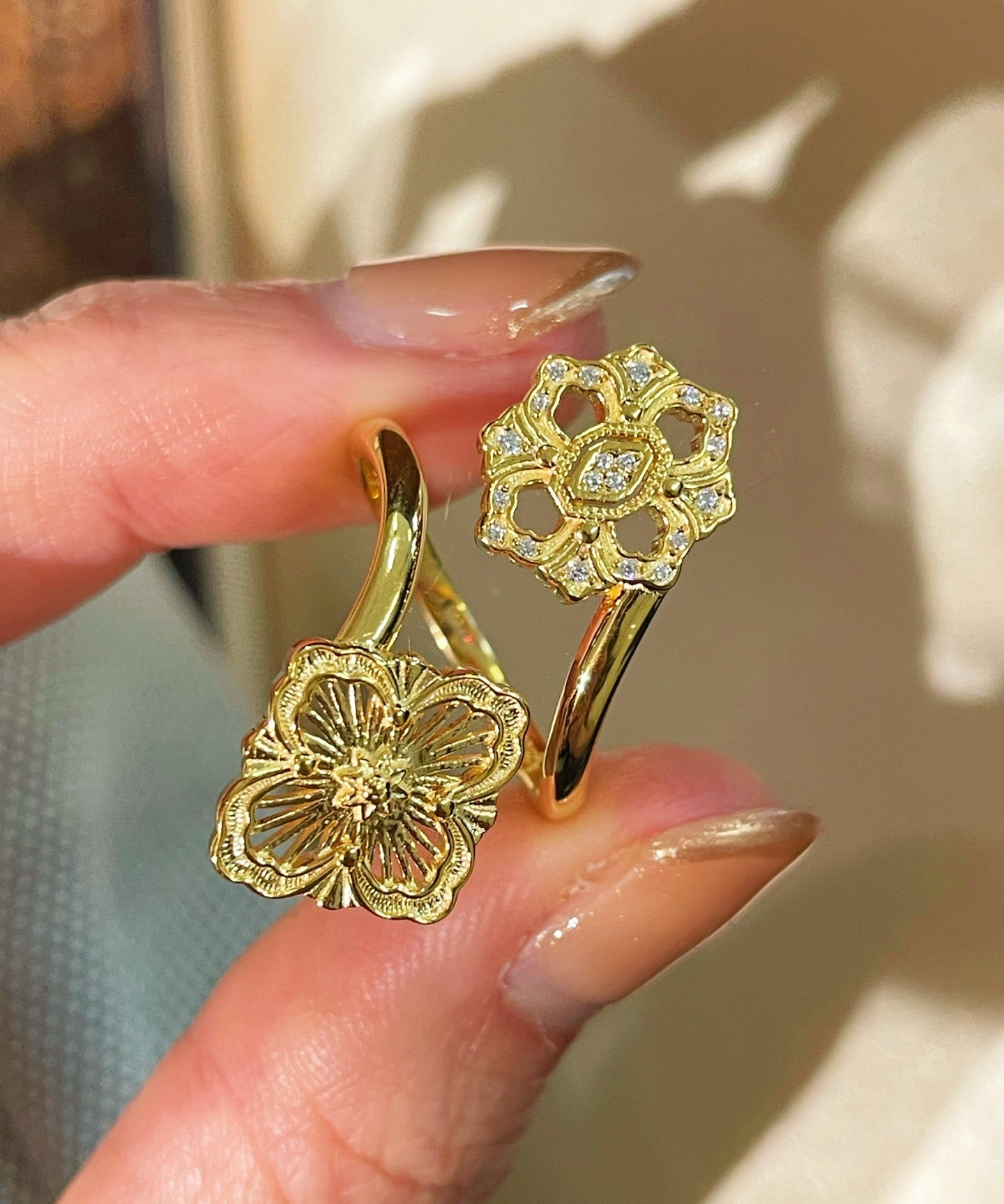 Bucellati - Inspired Double Blossom Open Ring - floysun
