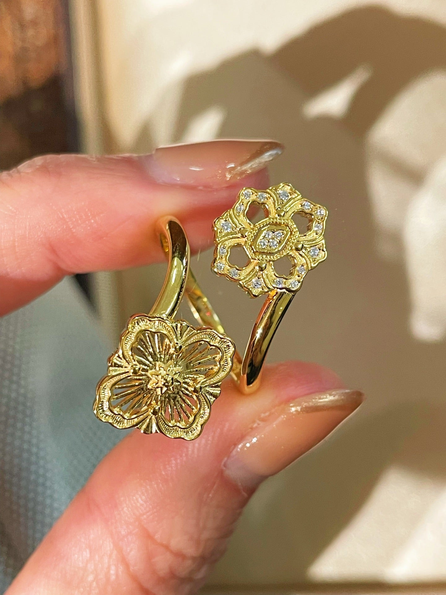 Bucellati - Inspired Double Blossom Open Ring - floysun