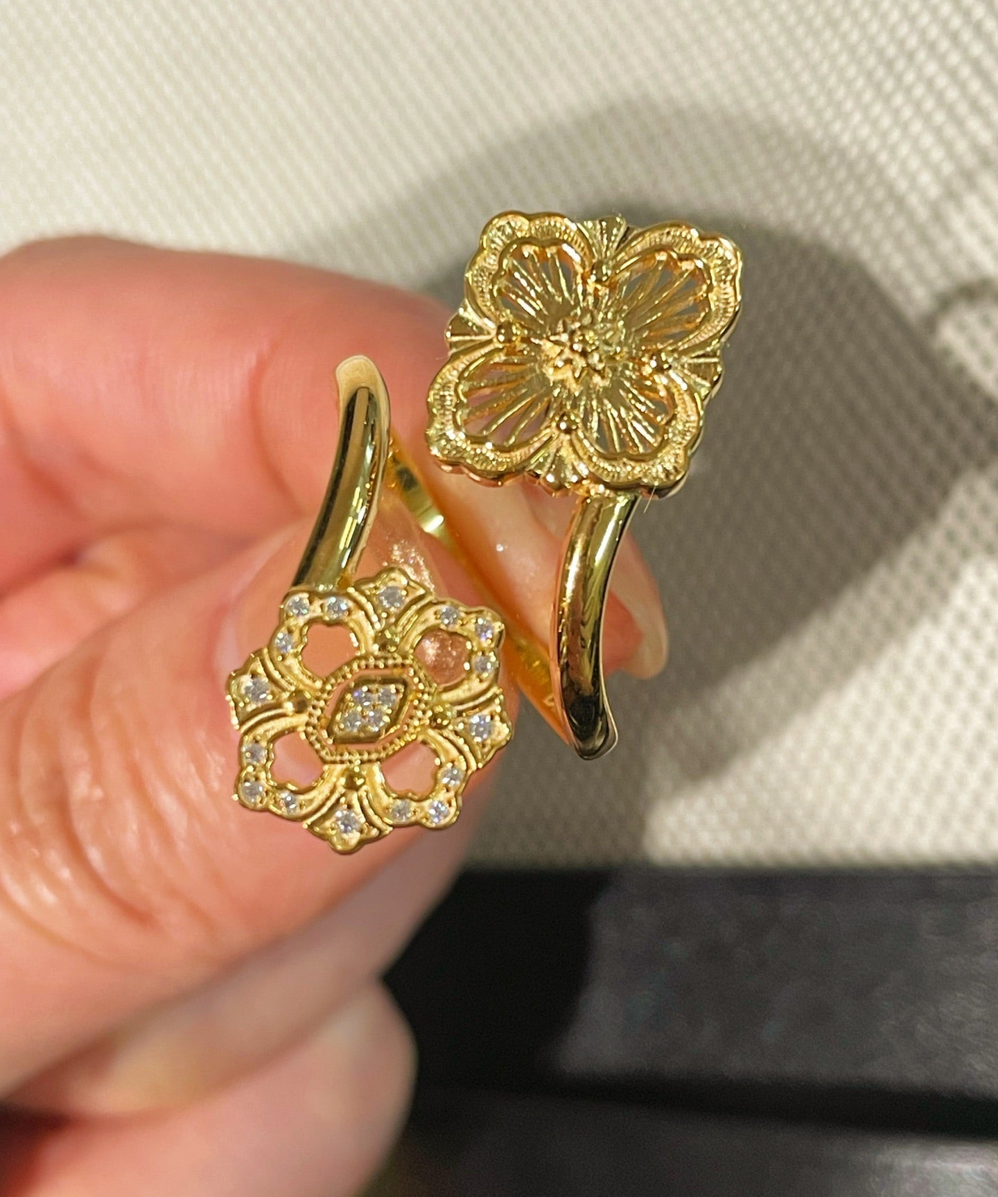 Bucellati - Inspired Double Blossom Open Ring - floysun
