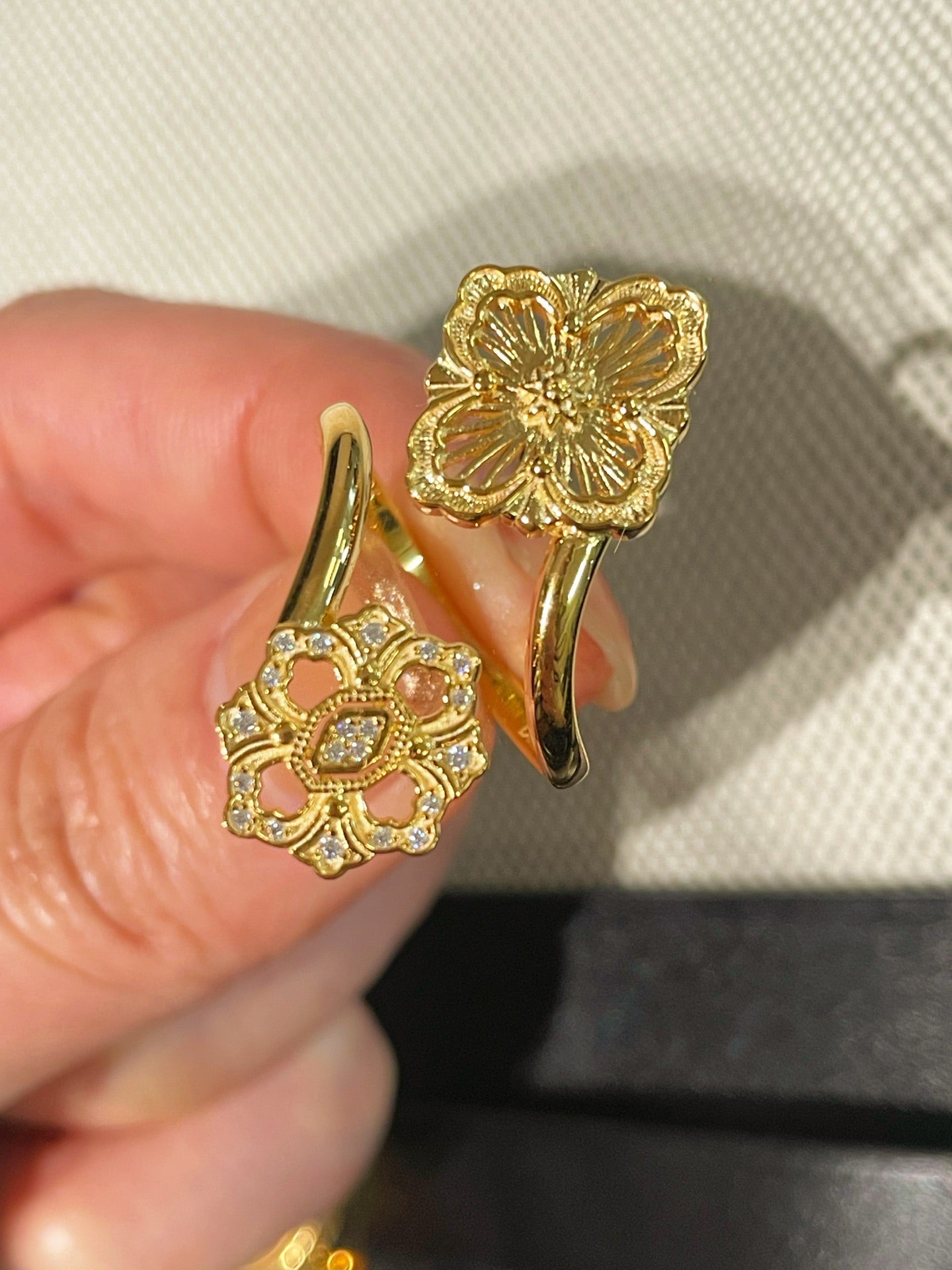 Bucellati - Inspired Double Blossom Open Ring - floysun