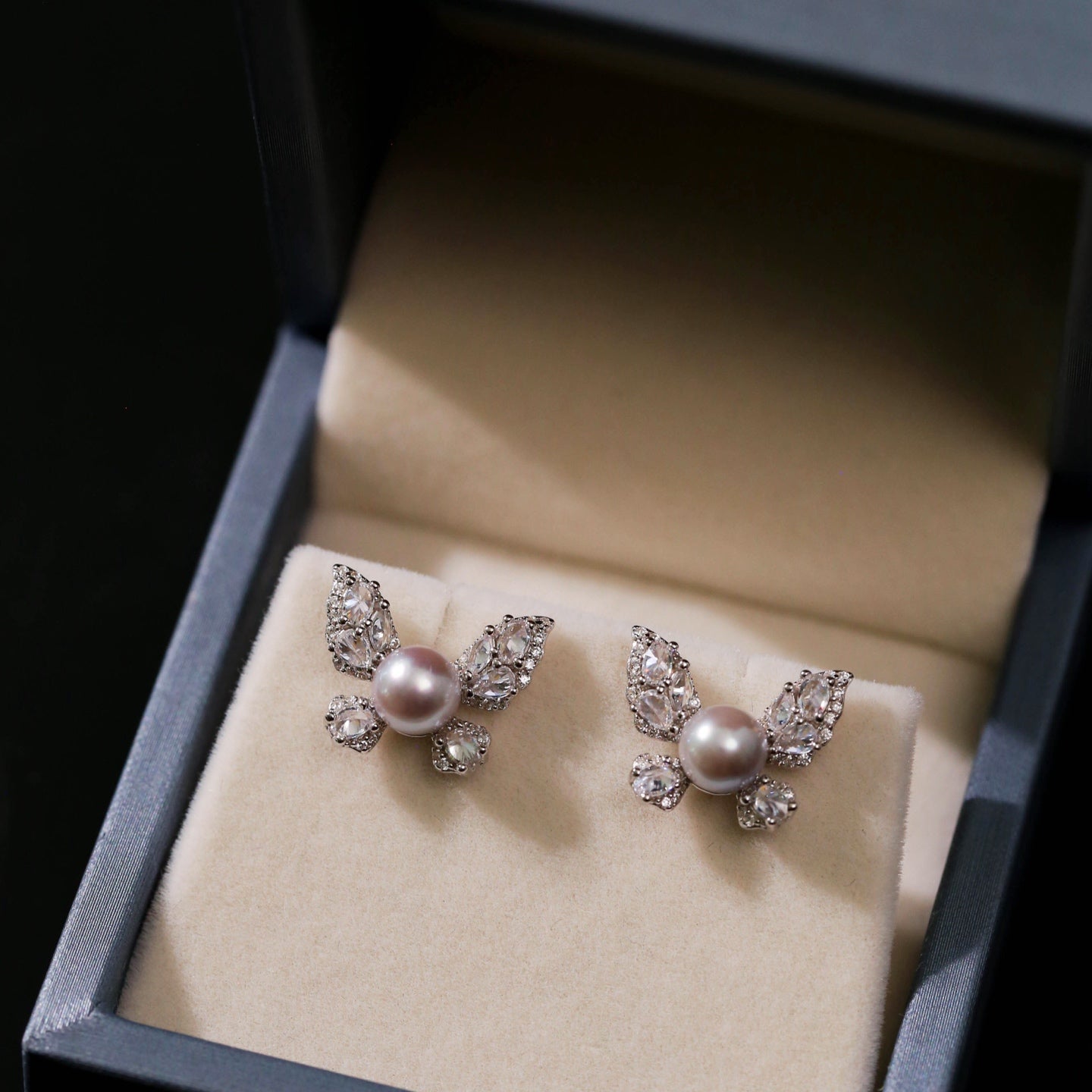 Butterfly Spark Grey Pearl Studs - floysun