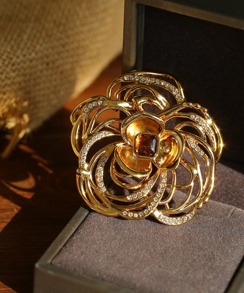 Camellia Openwork Amber Brooch - floysun