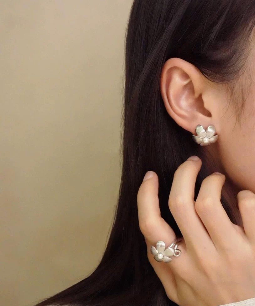 Celestial Bloom Satin Finish Stud Earrings - floysun