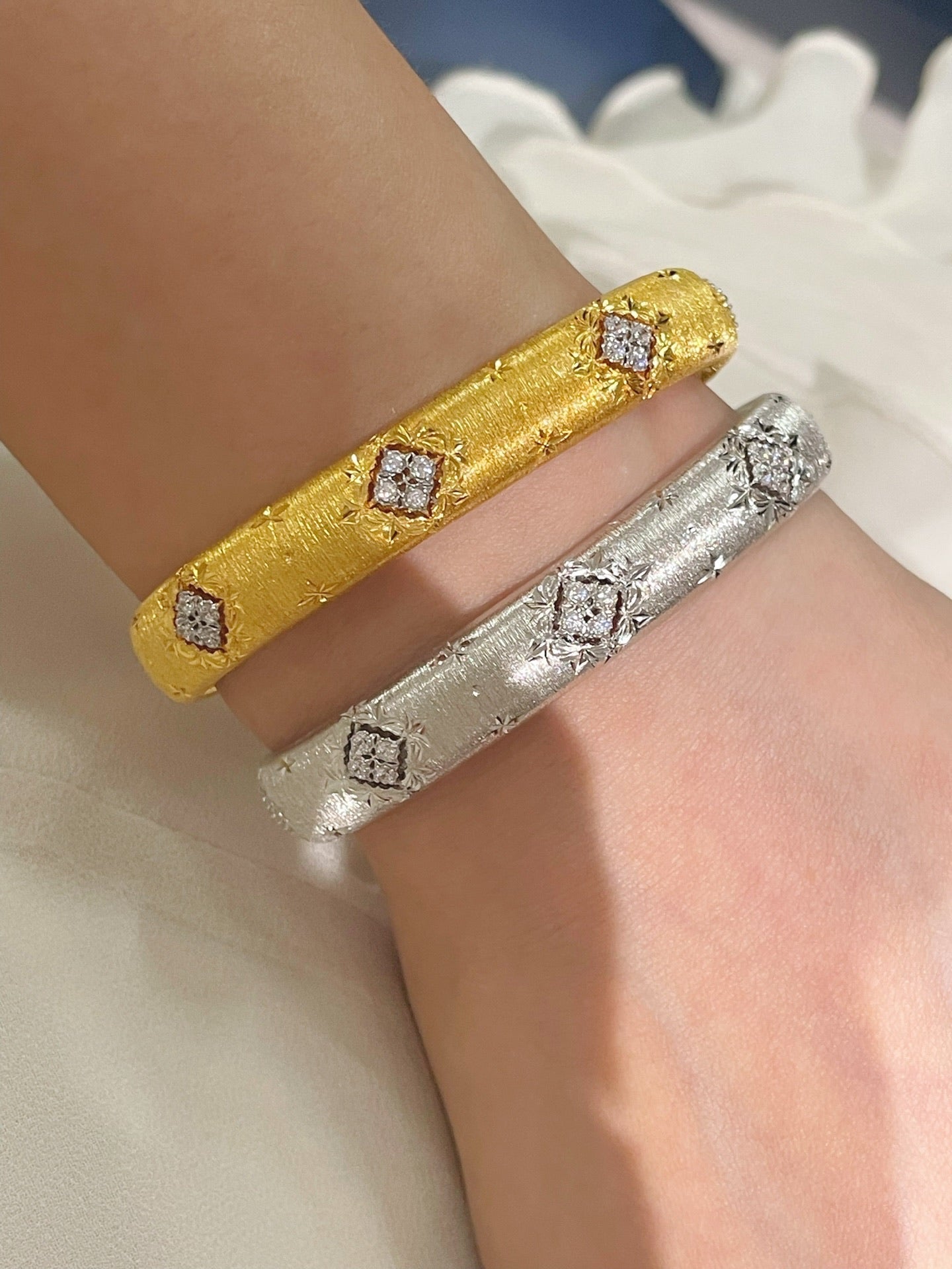 Clover Brushed Pavé Bangle - floysun