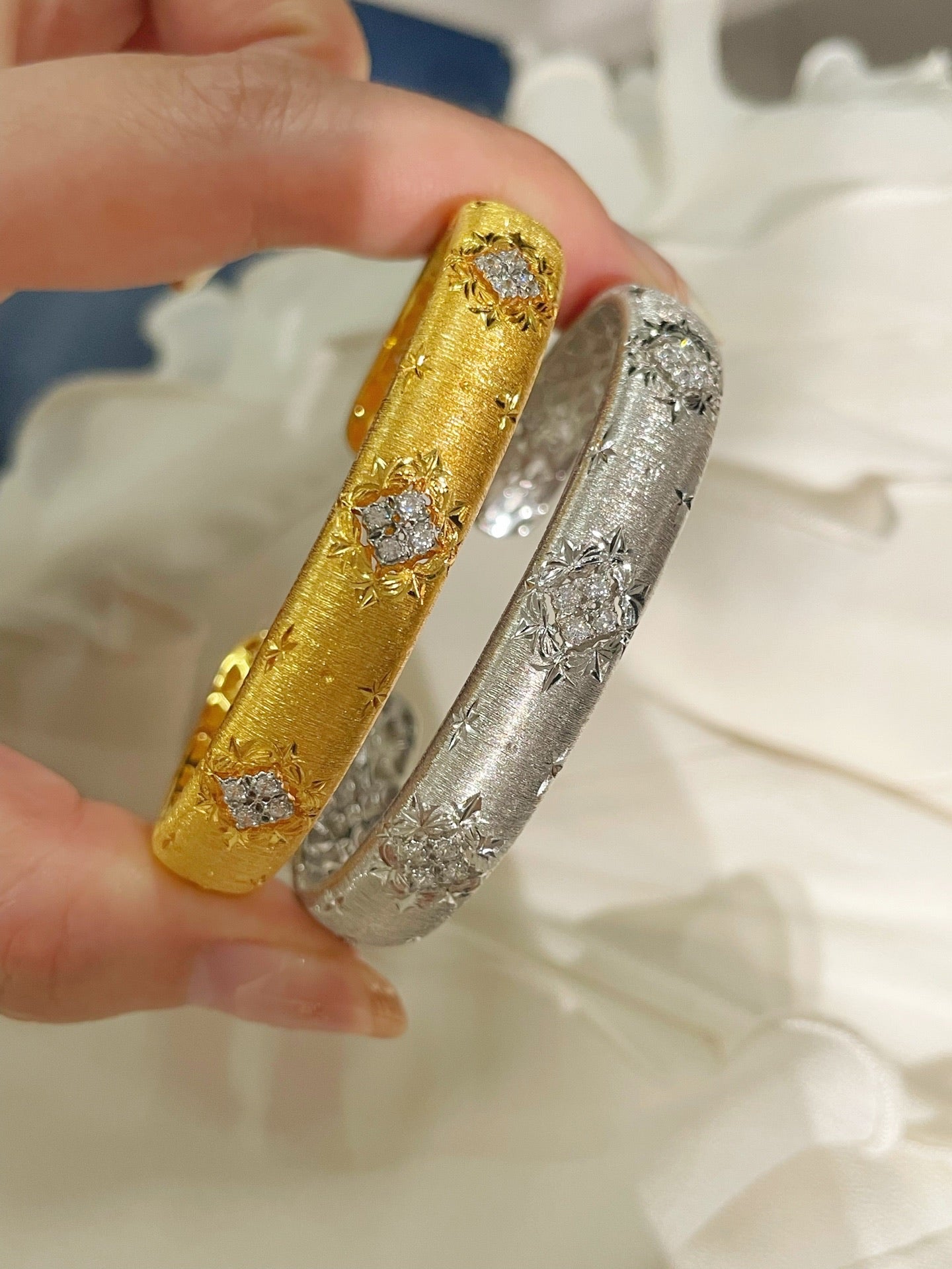 Clover Brushed Pavé Bangle - floysun