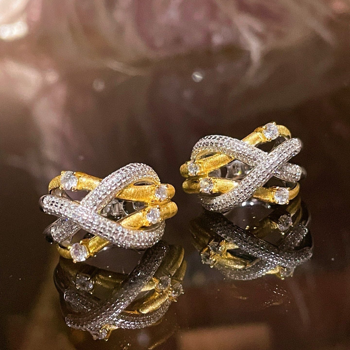 Cross Line Pavé Huggie Earrings - floysun