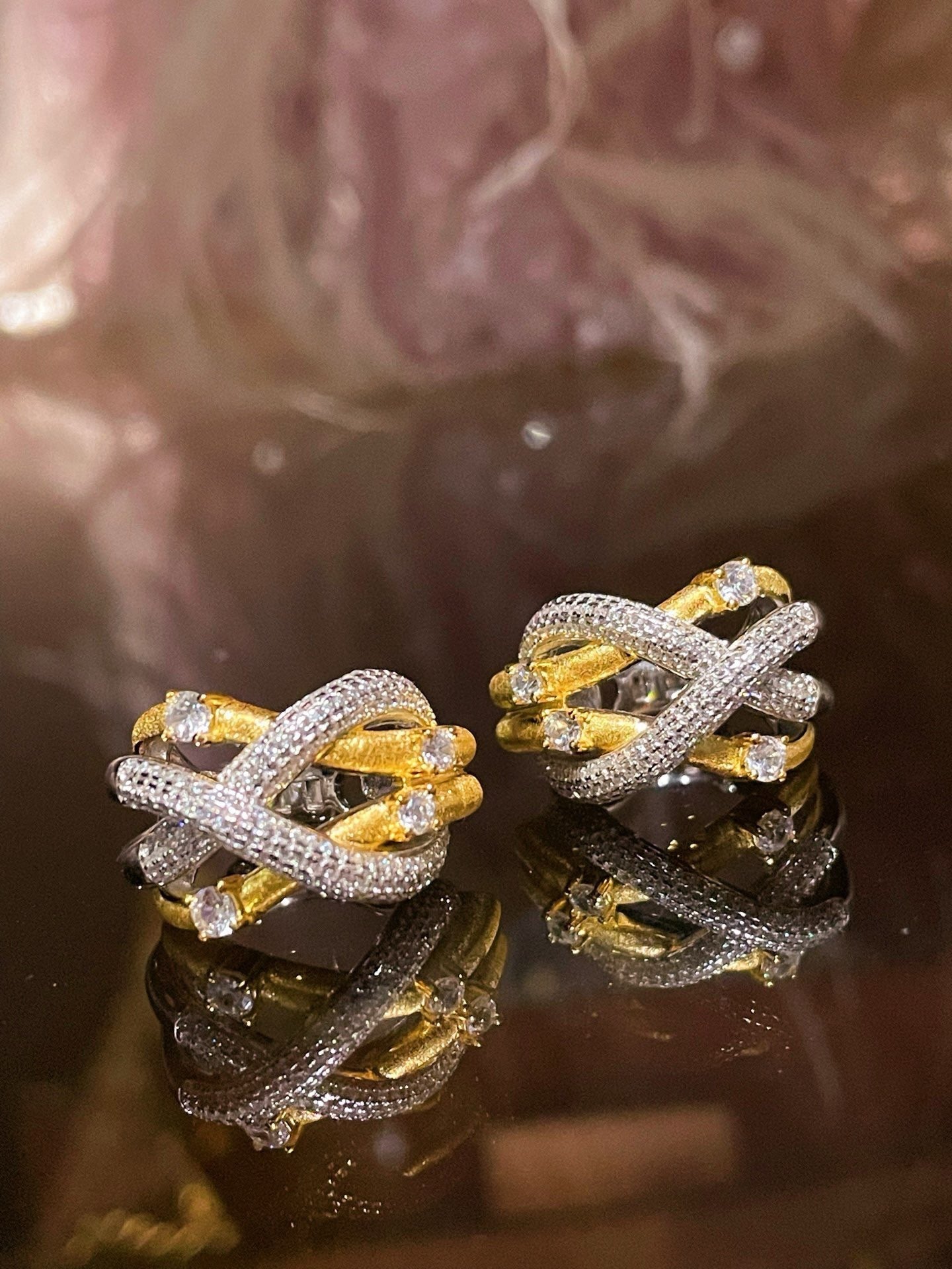 Cross Line Pavé Huggie Earrings - floysun