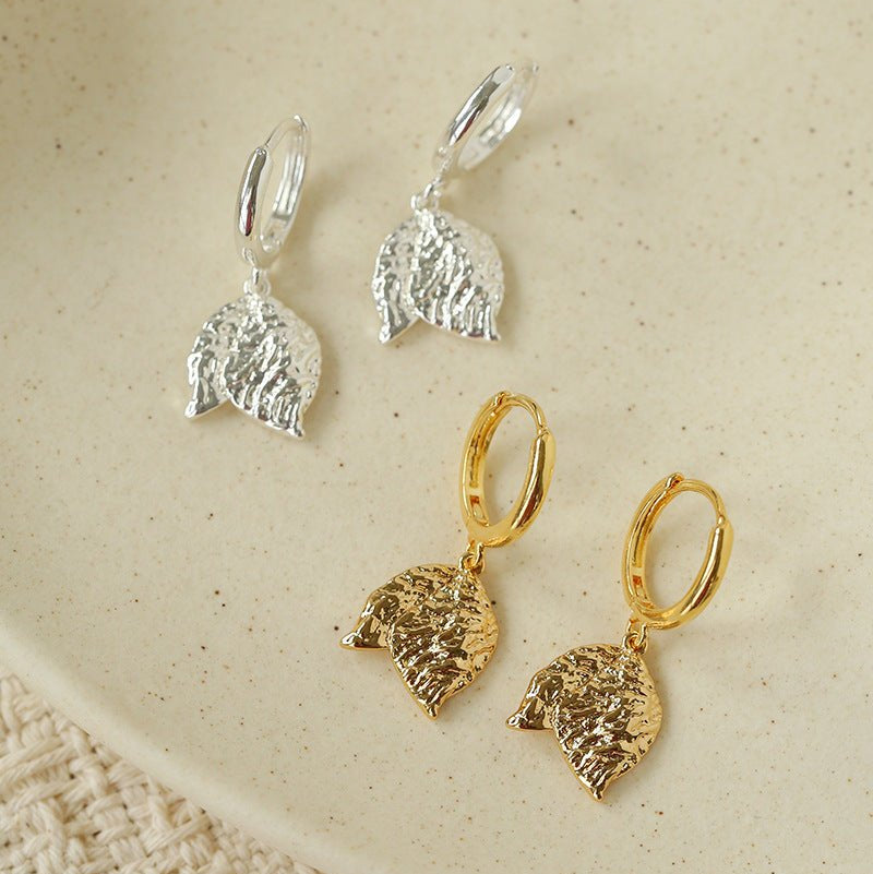 Dainty Dangling Tulip Huggie Hoop Earrings - Vintage Hammered Metal Floral Charm Hoops - floysun