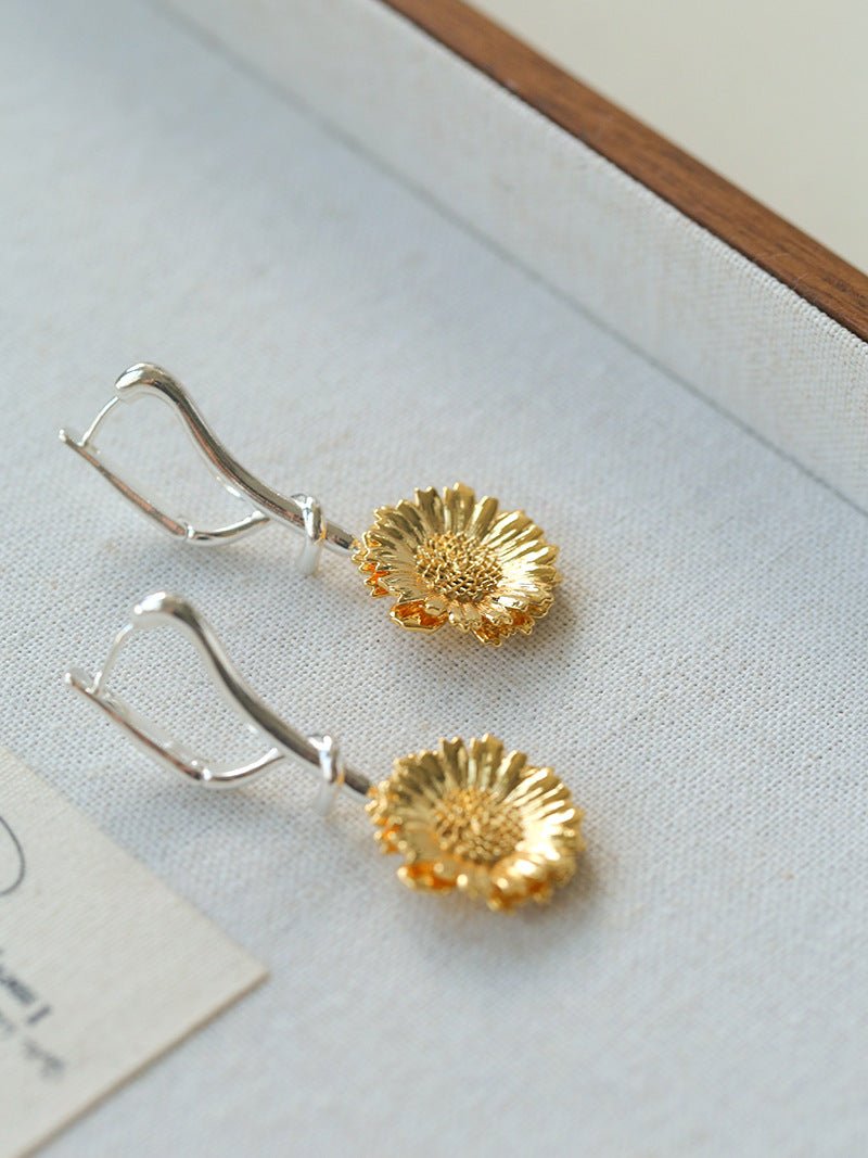Daisy Drop Earrings - Matte Gold - floysun
