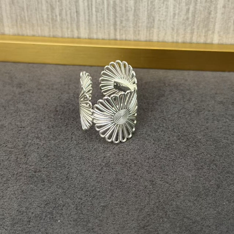 Daisy Hollow Open Ring - floysun