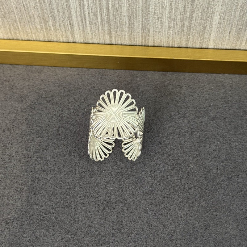 Daisy Hollow Open Ring - floysun