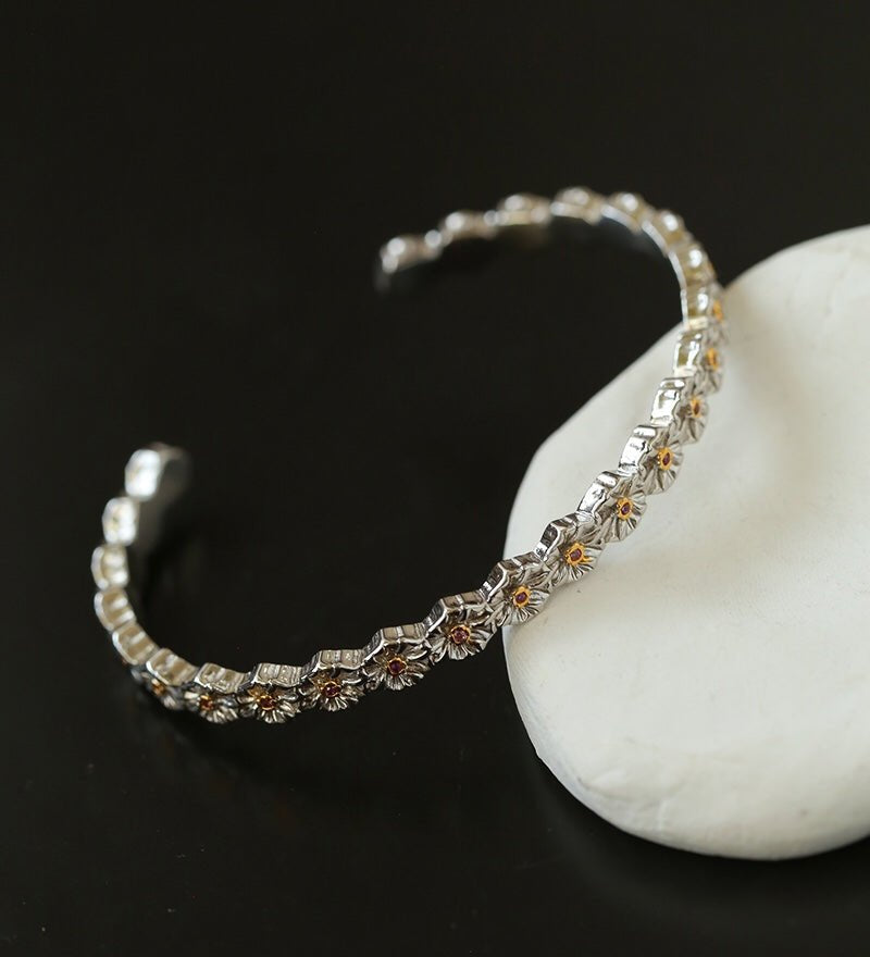 Delicate Daisy Open Cuff Bracelet - floysun