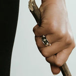 Designer Curved Black Onyx & Deer Antler Stone Band Ring - floysun