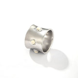 Designer Curved Black Onyx & Deer Antler Stone Band Ring - floysun